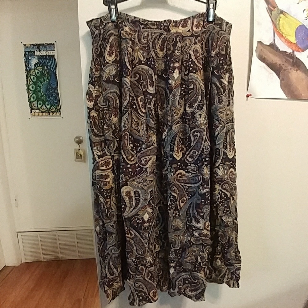 Retro paisley skirt