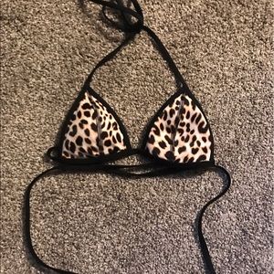 Vs pink triangle top