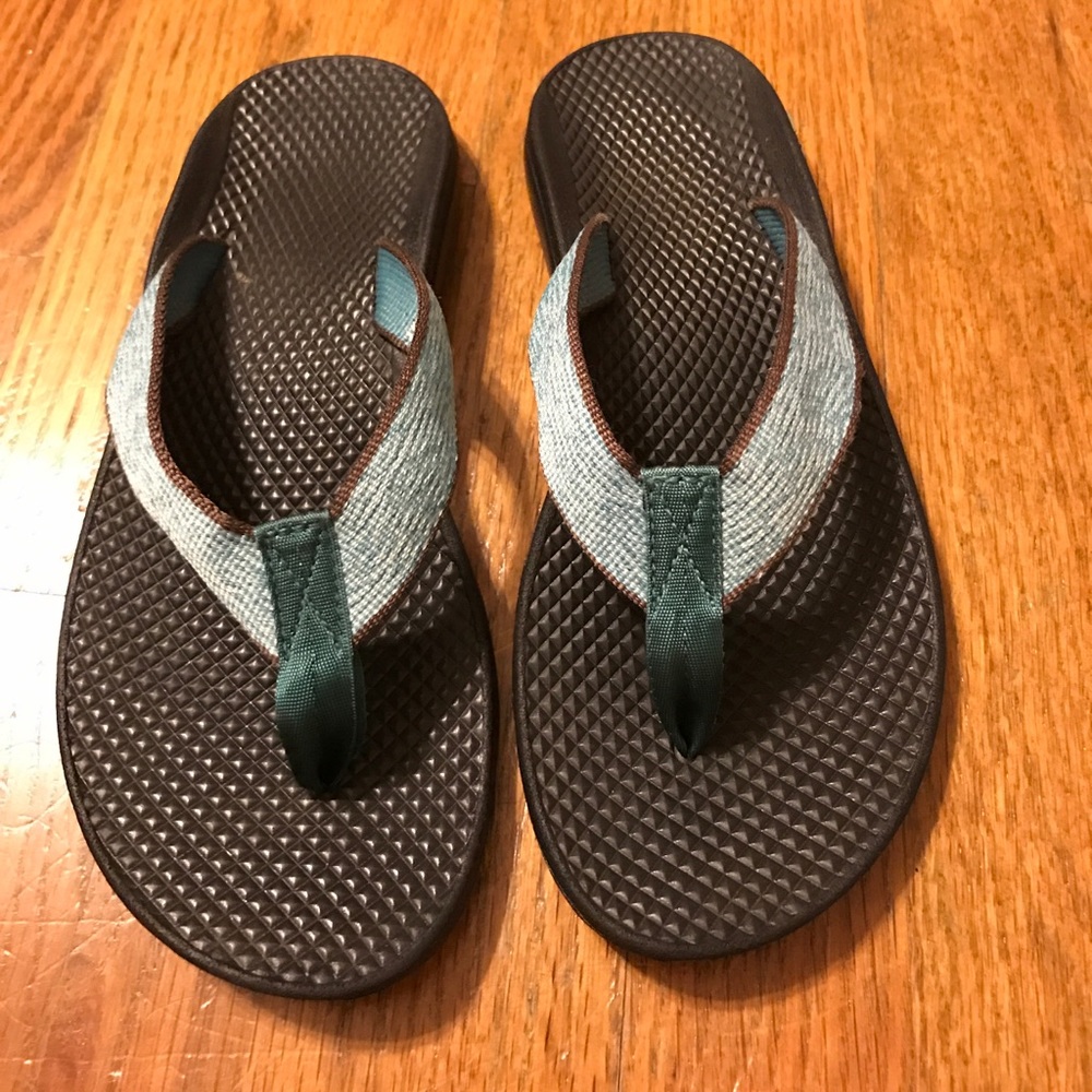 Chaco flip flops
