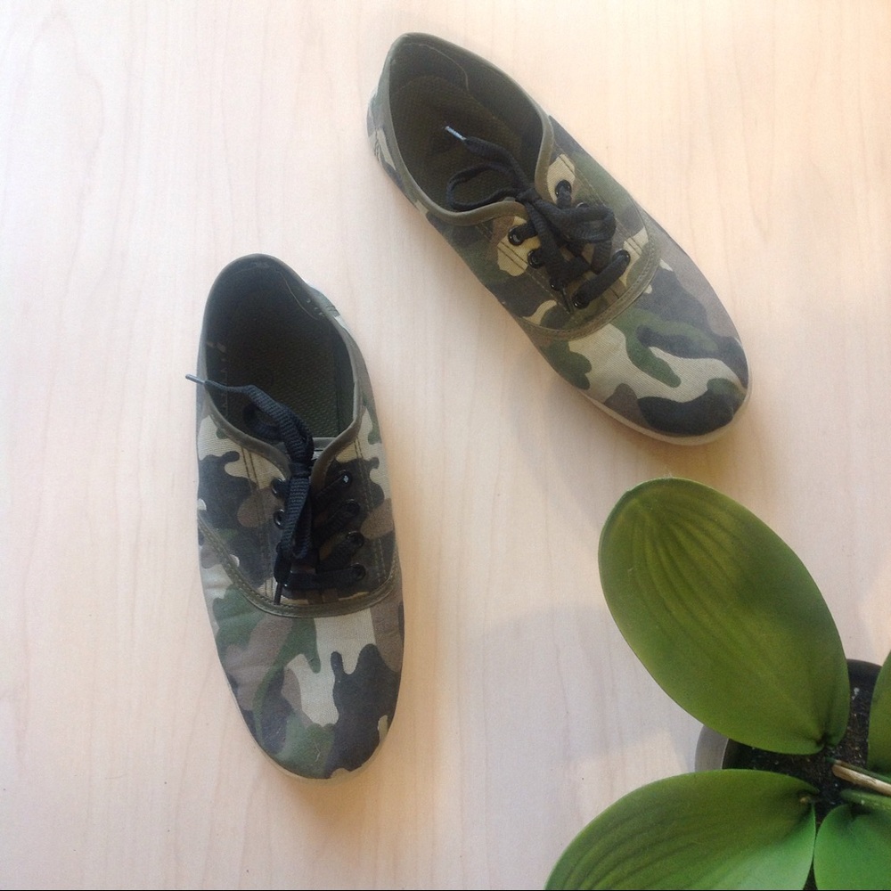 Army Green Pattern Vans