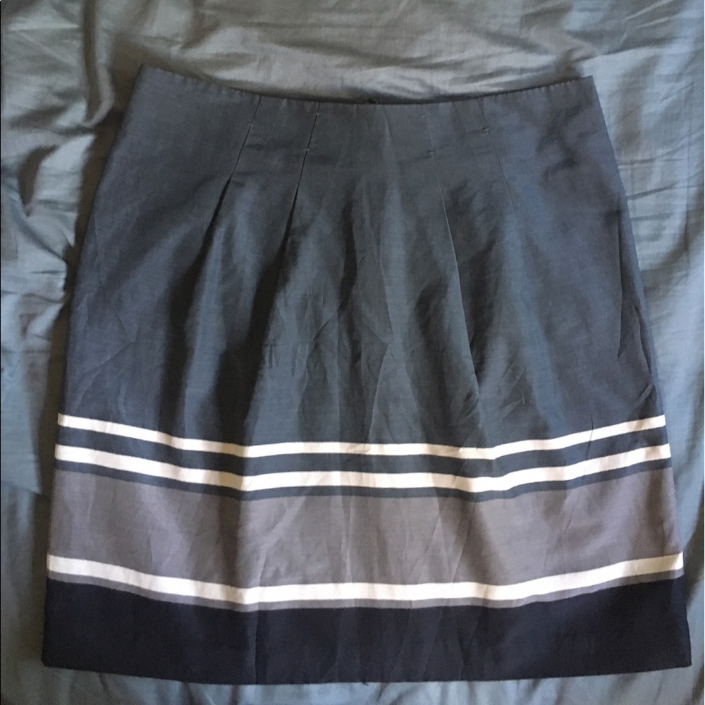 NWT Banana Republic Grey Silk and Cotton Skirt, 6