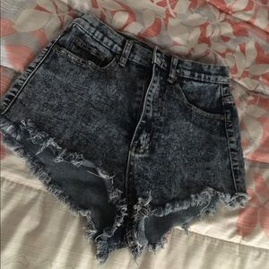 High waisted shorts small