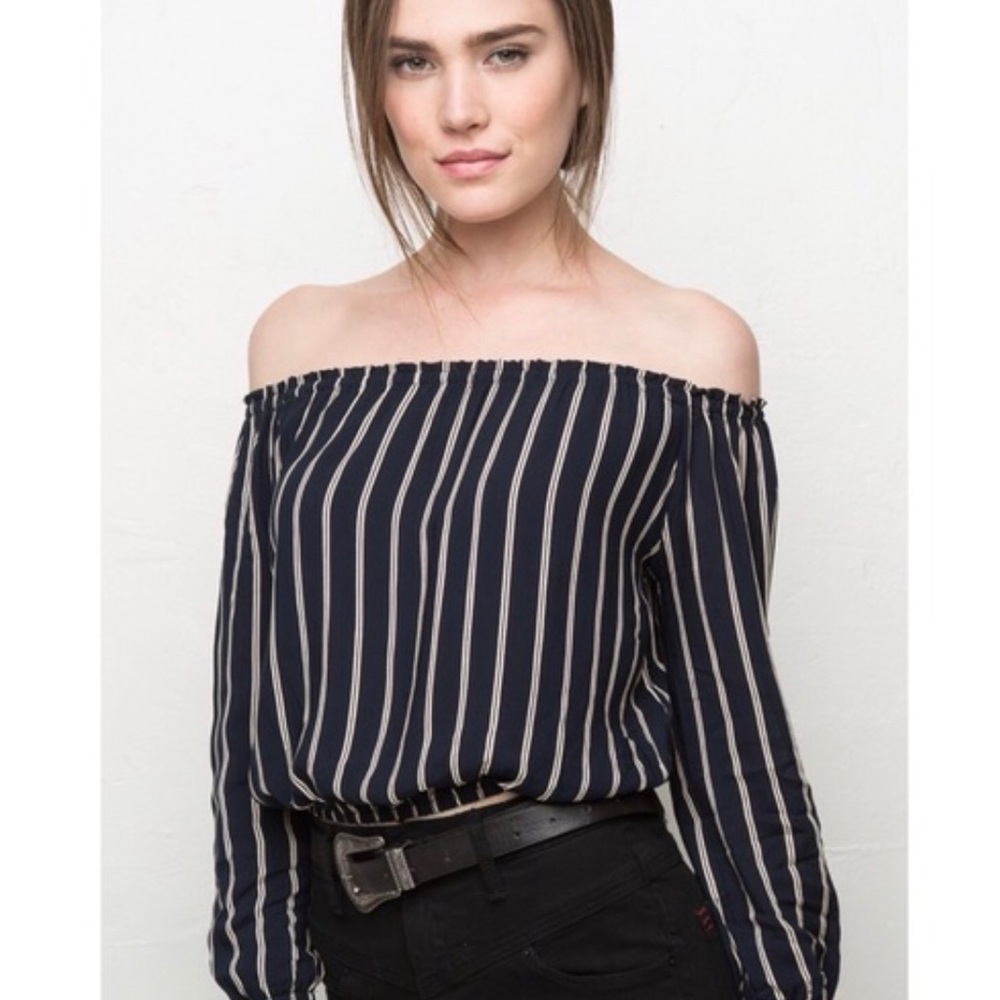 Brandy Melville Off Shoulder Top