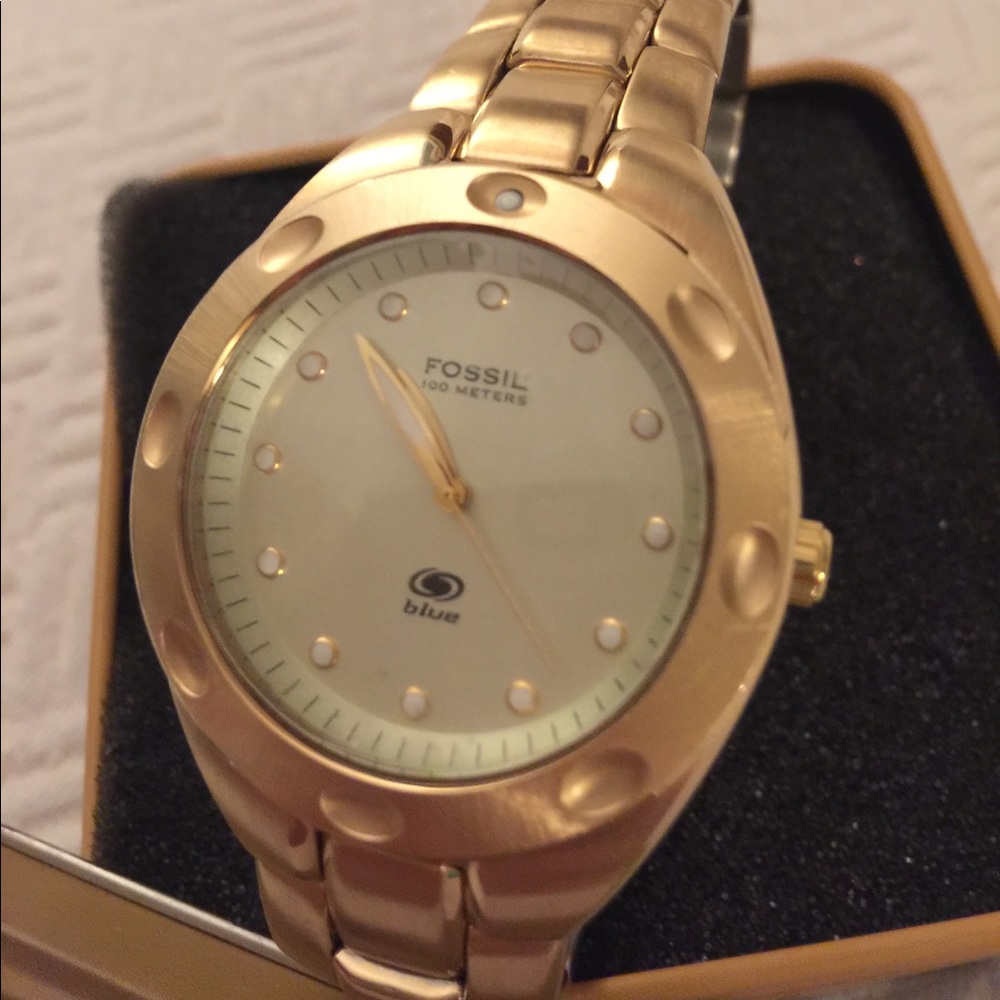 Fossil Watch - Picture 2 of 5
