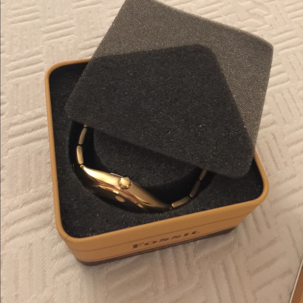 Fossil Watch - Picture 4 of 5