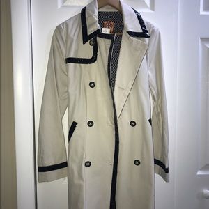 Tory burch trench coat
