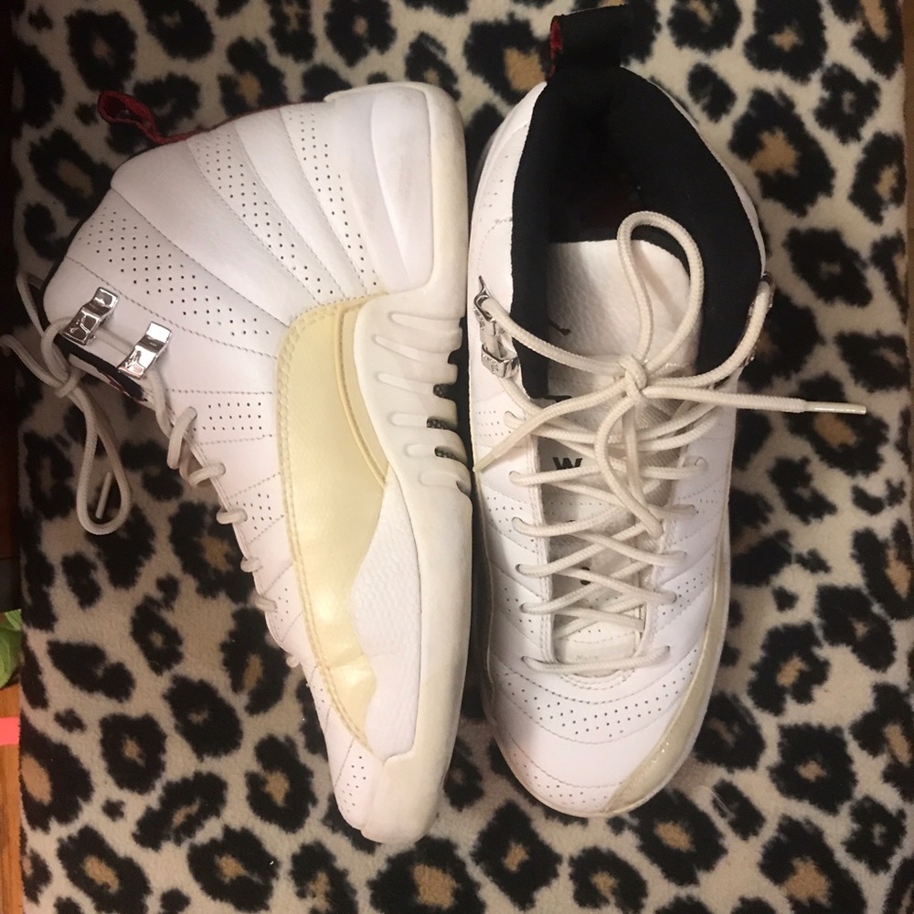 Authentic Air Jordan 12 retro "Rising Sun"
