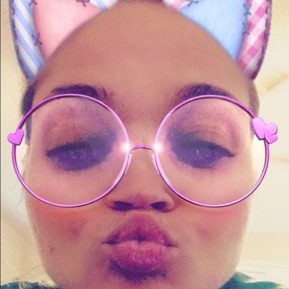 Meet your Posher, Amy