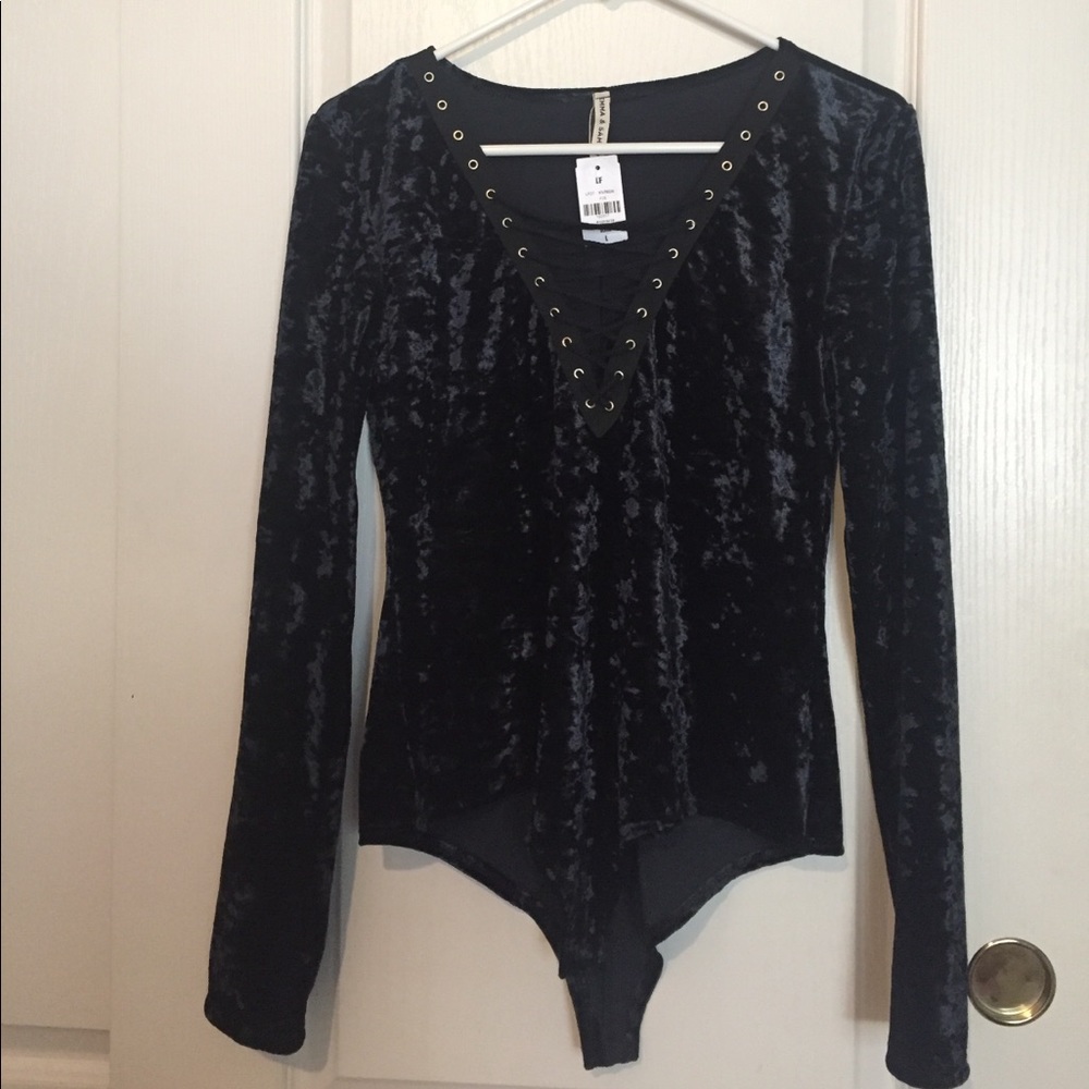 NWT LF Lace Up Velvet Long Sleeve