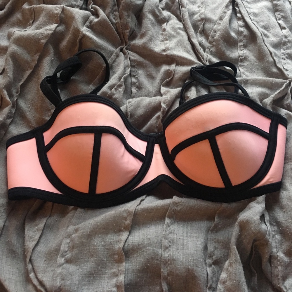 Bikini top