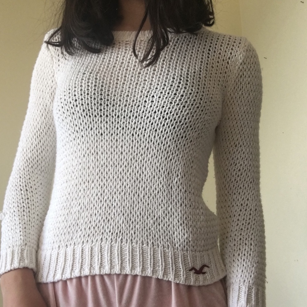 SALE HOLLISTER KNIT SWEATER