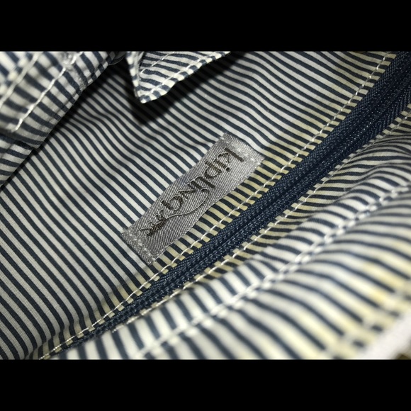 Handbag - Picture 2 of 2