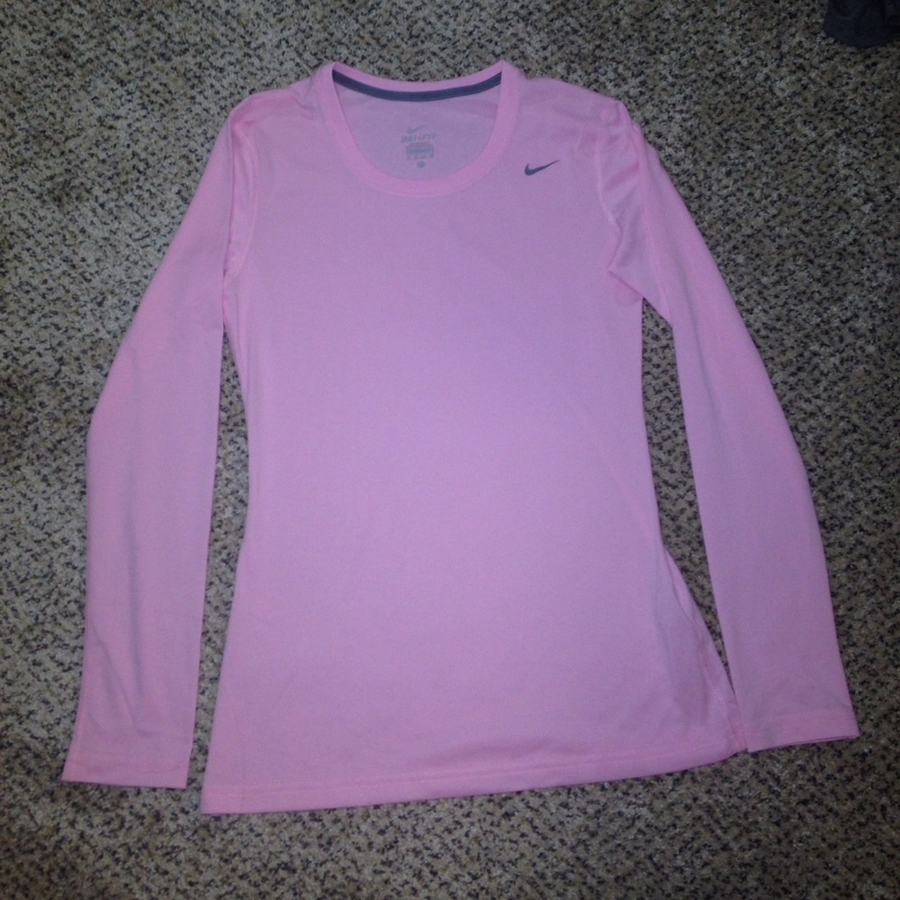 Long sleeve pink Nike shirt