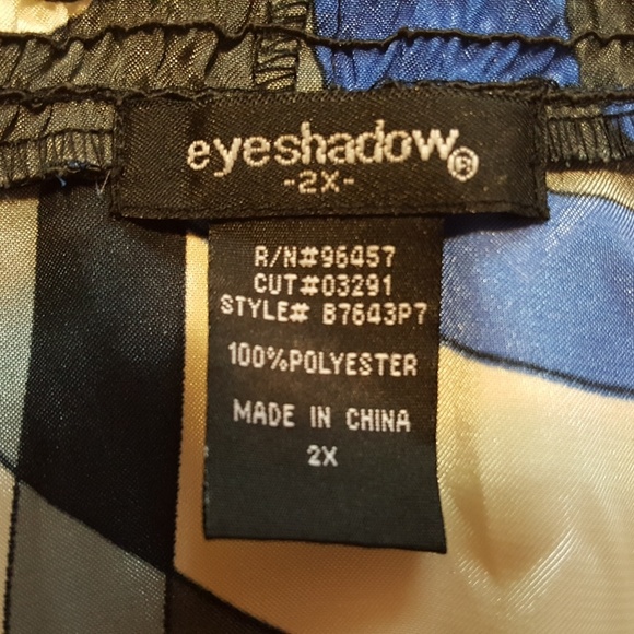 💕Plus Eyeshadow multi colored blouse - Picture 3 of 3