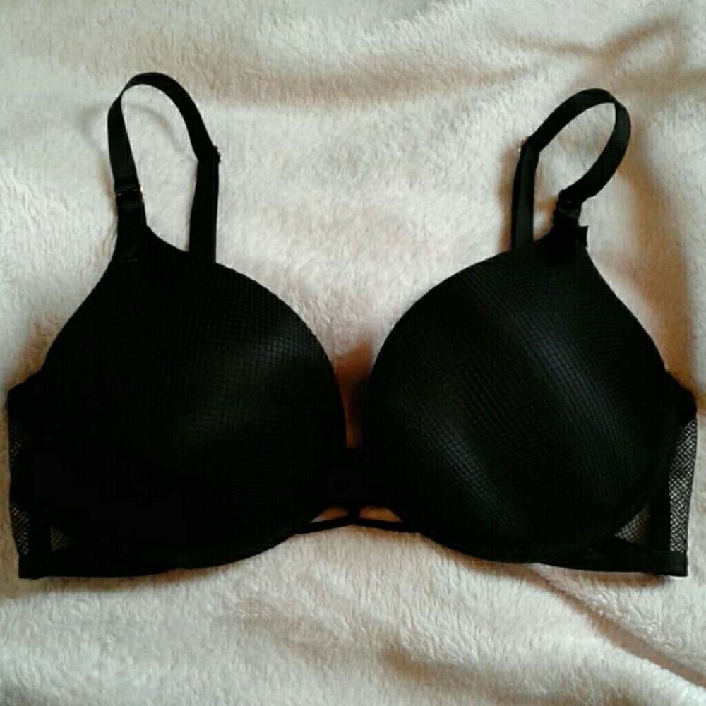Victoria's Secret Bombshell Bra Black Fishnet