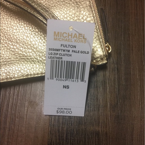 Gold Michael kors wristlet - Picture 3 of 5