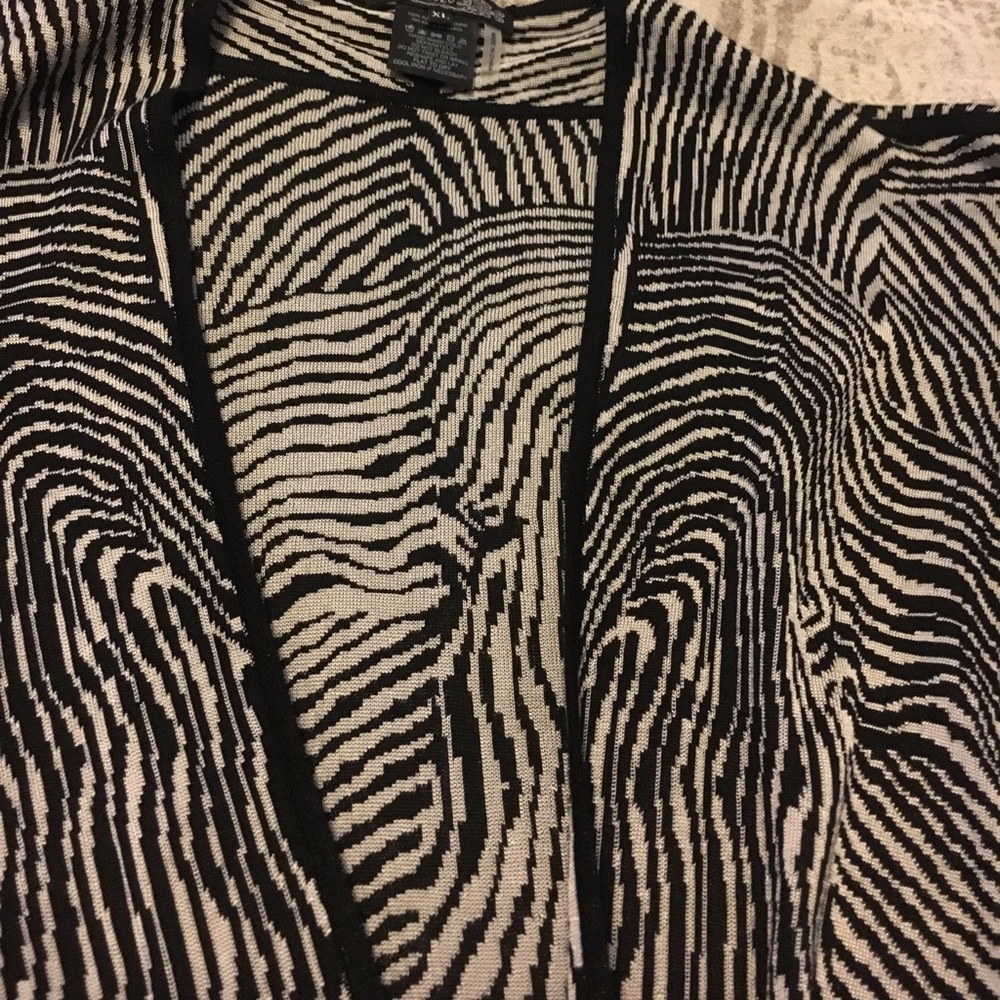 Reversible knit jacket - Picture 3 of 3