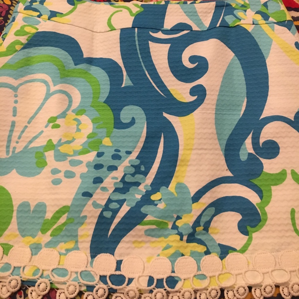 Lilly Pulitzer skirt with built in shorts
