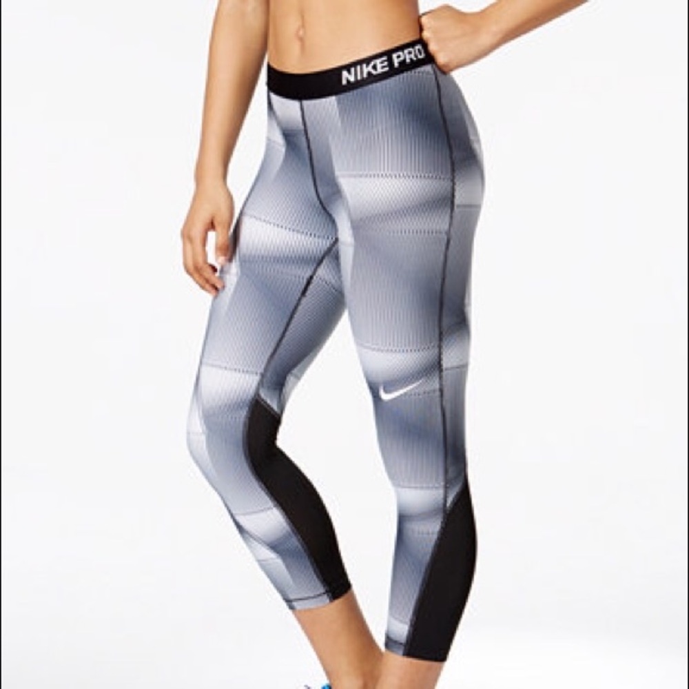 Nike Pro Cool Dri-Fit Capri Leggings