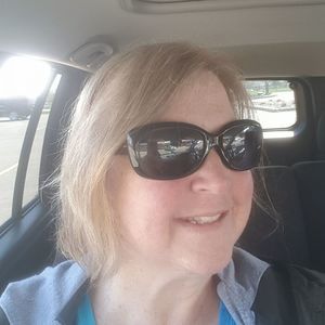 Meet your Posher, Monica