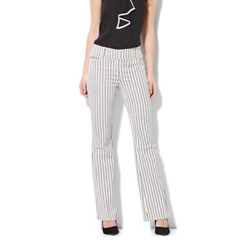 NWT NY&Co Striped Pant
