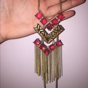 Kendra Scott necklace