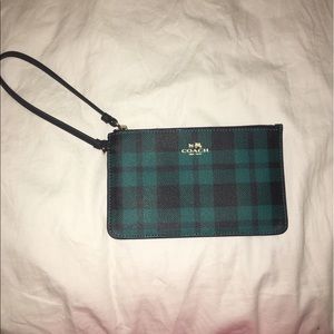 ***TAKING OFFERS***NWOT Coach Wristlet Wallet