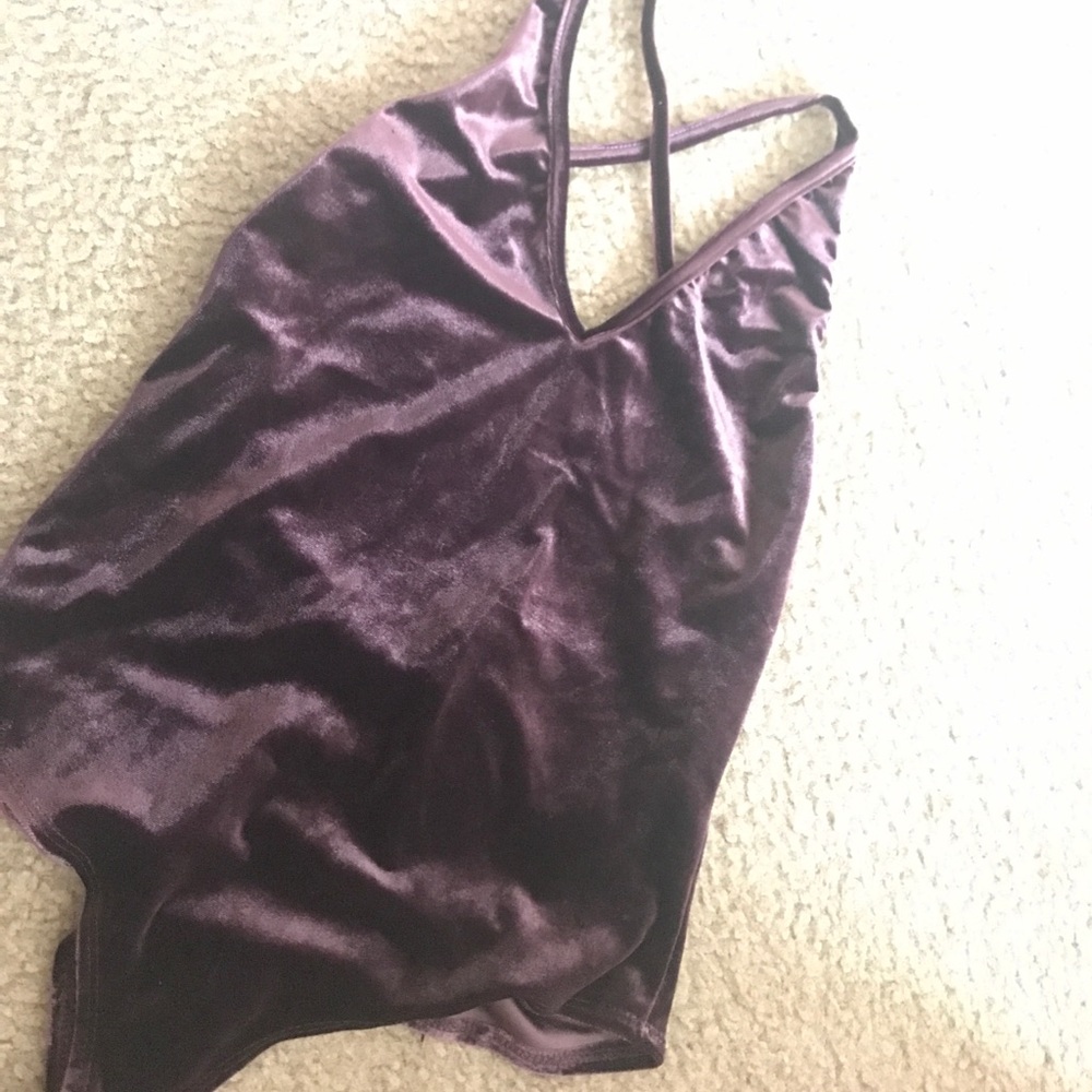 Lowback bodysuit in PURPLE NWT