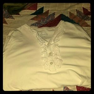 Long sleeve shirt.