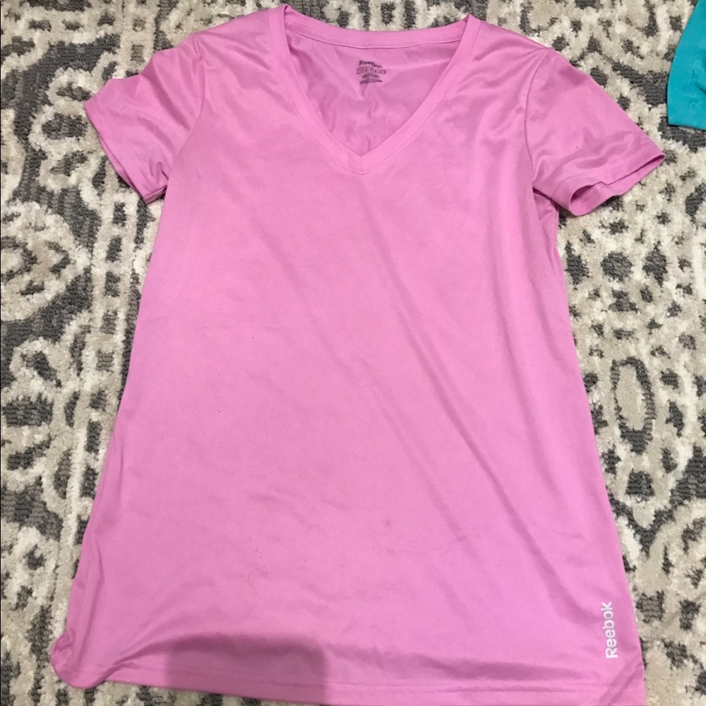Reebok t shirt