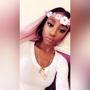 Meet your Posher, Dee