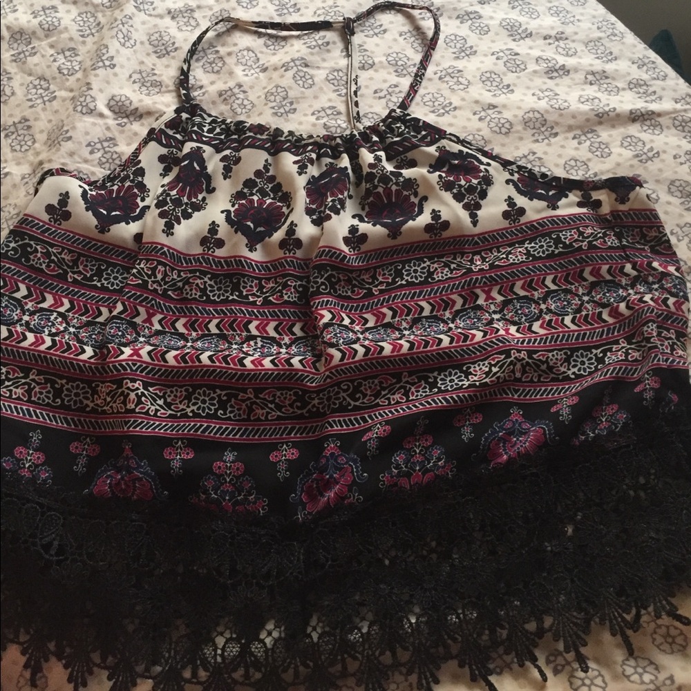 Tank top with lace on the bottom