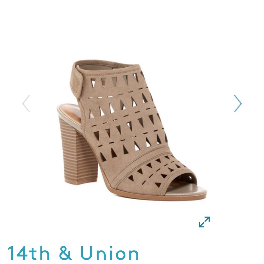 BNIB! 14th & Union Trinton Lasercut Sandal Taupe Leather