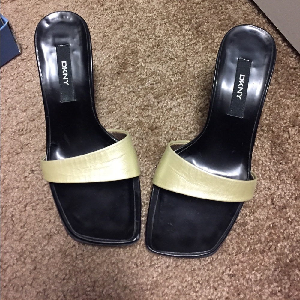 Gold & Black DKNY HEELS