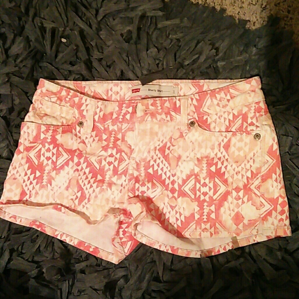 Pink and white Aztec design levi shorts