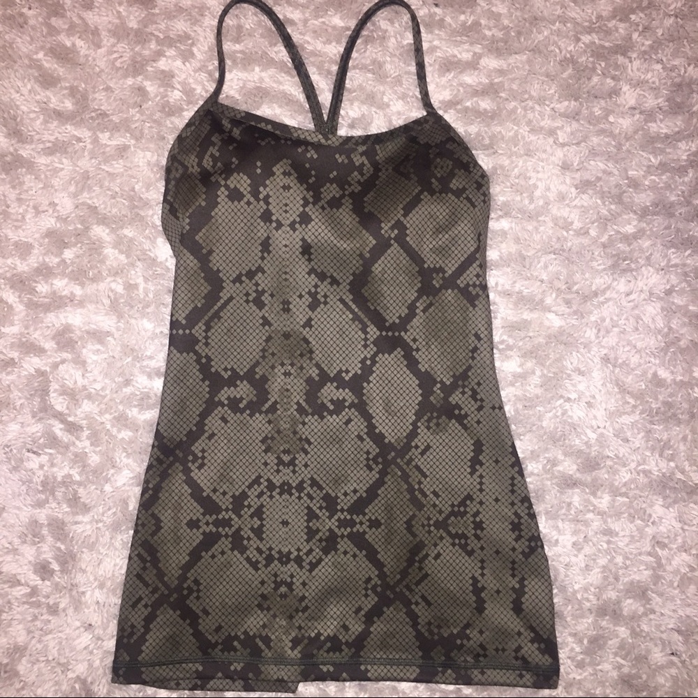 NWOT snakeskin lululemon tank top