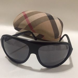Burberry Sun glasses