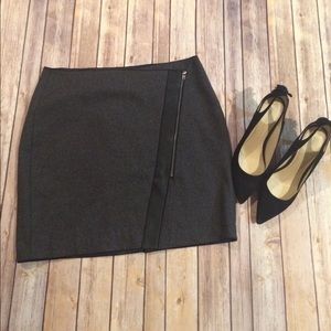 Banana Republic Gray NWOT Mini Skirt w/ Slit 12