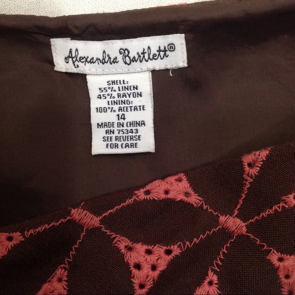 Alexandra Bartlett Sleeveless Dress - Picture 4 of 6