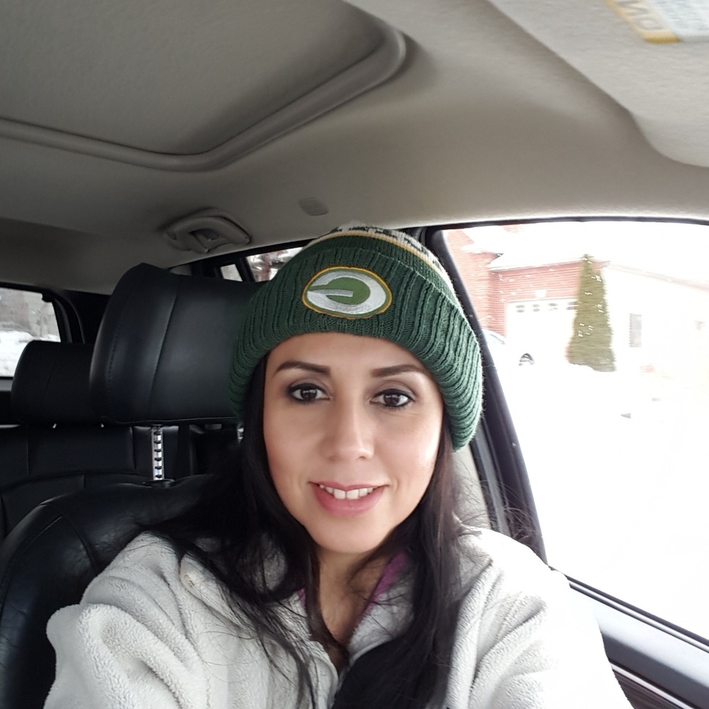 Meet your Posher, Lucia