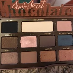 Too faced semi sweet chocolate bar palette