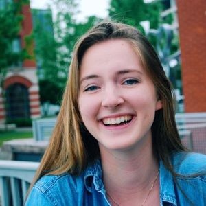 Meet your Posher, Abby