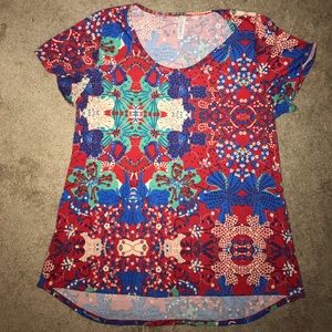 XL Lularoe Classic T