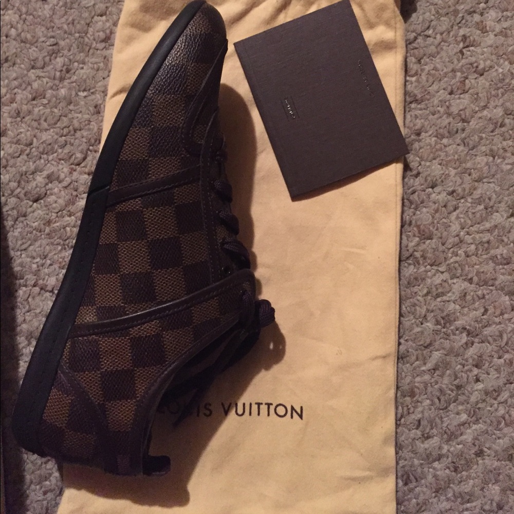 Sneaker - Picture 5 of 6