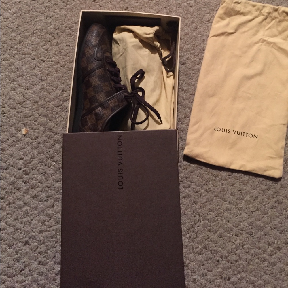 Sneaker - Picture 6 of 6