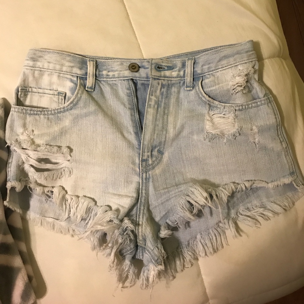 Hollister high waisted shorts