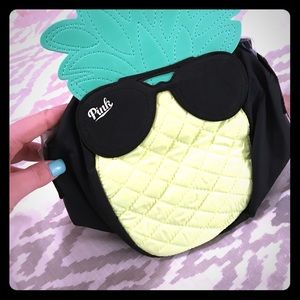 New with tags victorias secret cooler/lunchbox 🍍