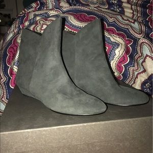 NEVER WORN Via Spiga Booties