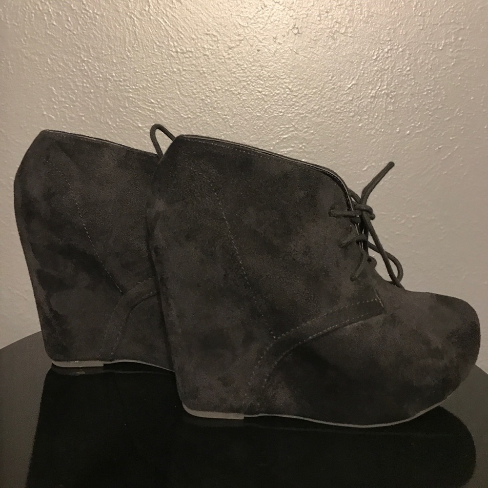 Black Wedged Bootie