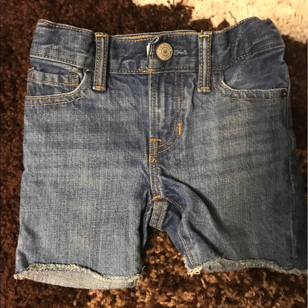 Baby gap jean shorts 👖shaved hem ☑️🖤✔️💯😍